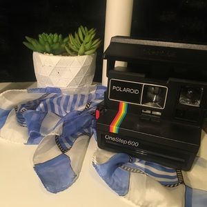 Polaroid 600
